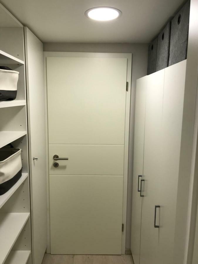 Апартаменты Studio Apartman Park Galerija Осиек Экстерьер фото